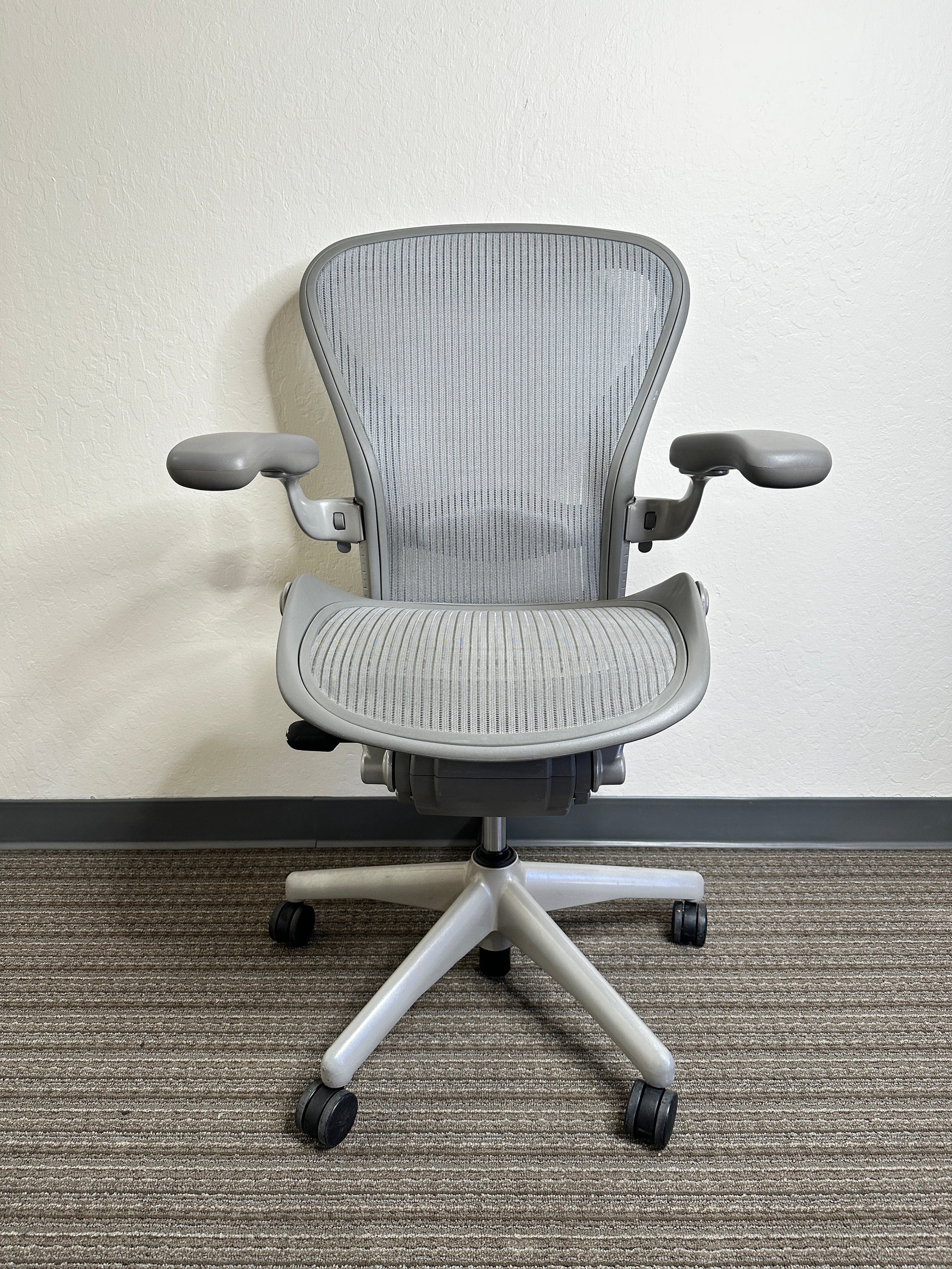 Herman Miller Aeron Classic Titanium H H Office Supplies